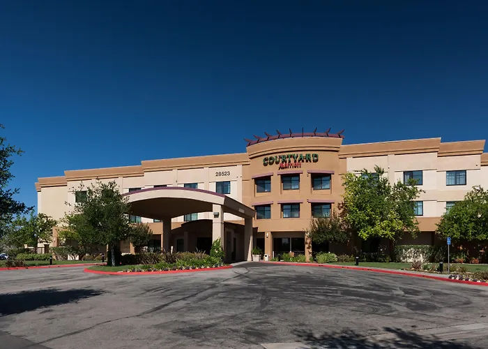 Courtyard By Marriott Santa Clarita Valencia